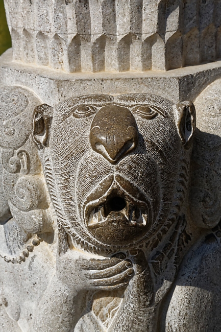 Ispahan-Palais des 40 colonnes-006